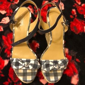 Michael Kors high wedges, size 8 in blue & white